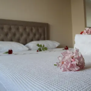 Otel Cunda Efsane, Ayvalı