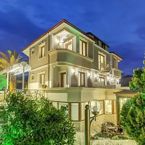 Cunda Oezerbey Konagi (adults Only) Ayvalı